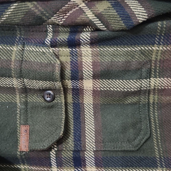 ORVIS Men’s Heavyweight Two Pocket Long Sleeve Flannel Button Down - Medium - Picture 2 of 5